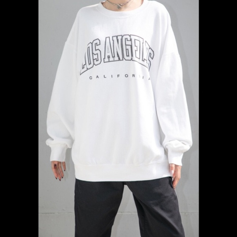 Brandy melville Erica los angeles sweatshirt